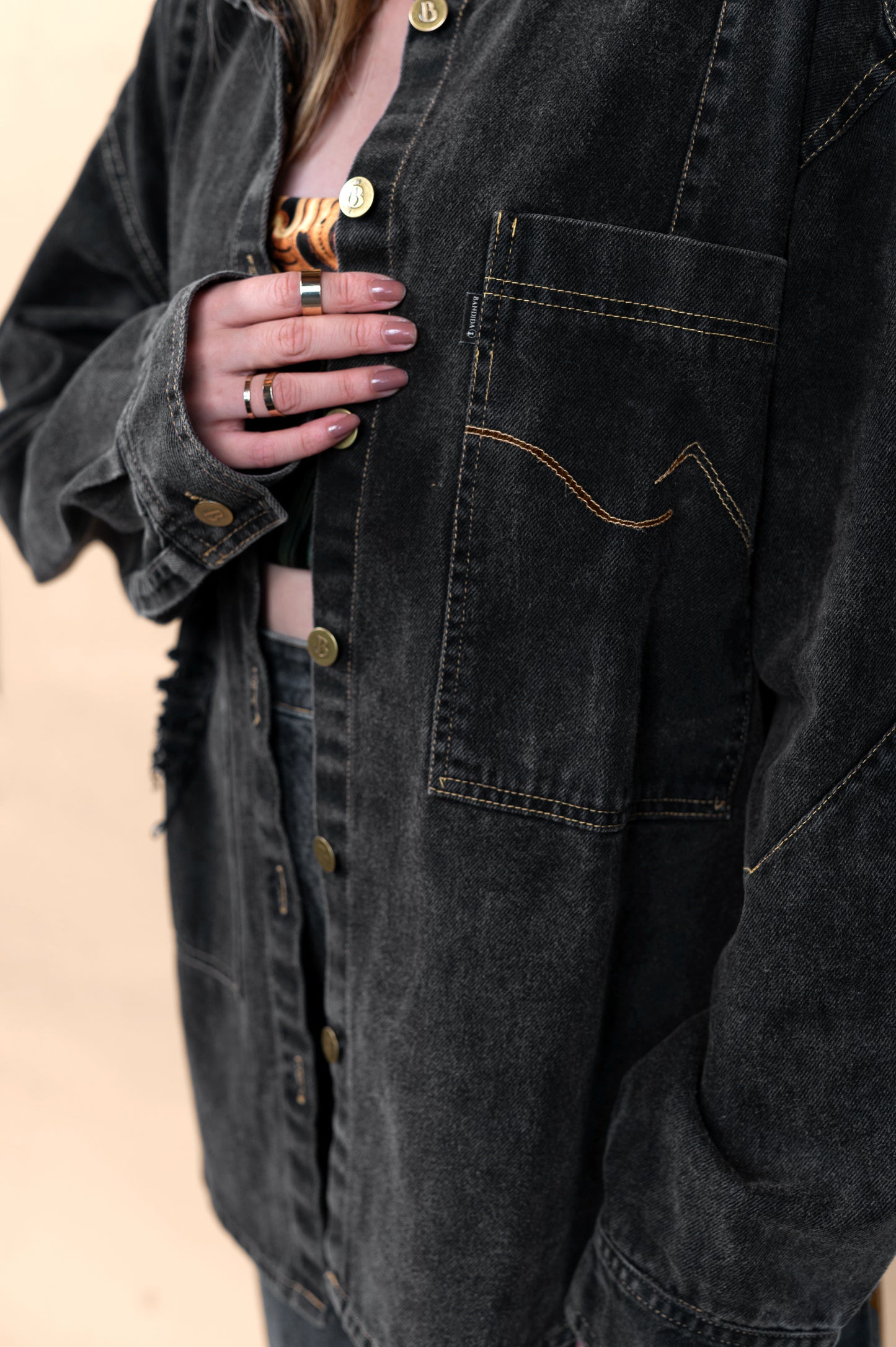 Sobre Camisa Oversize Mishi