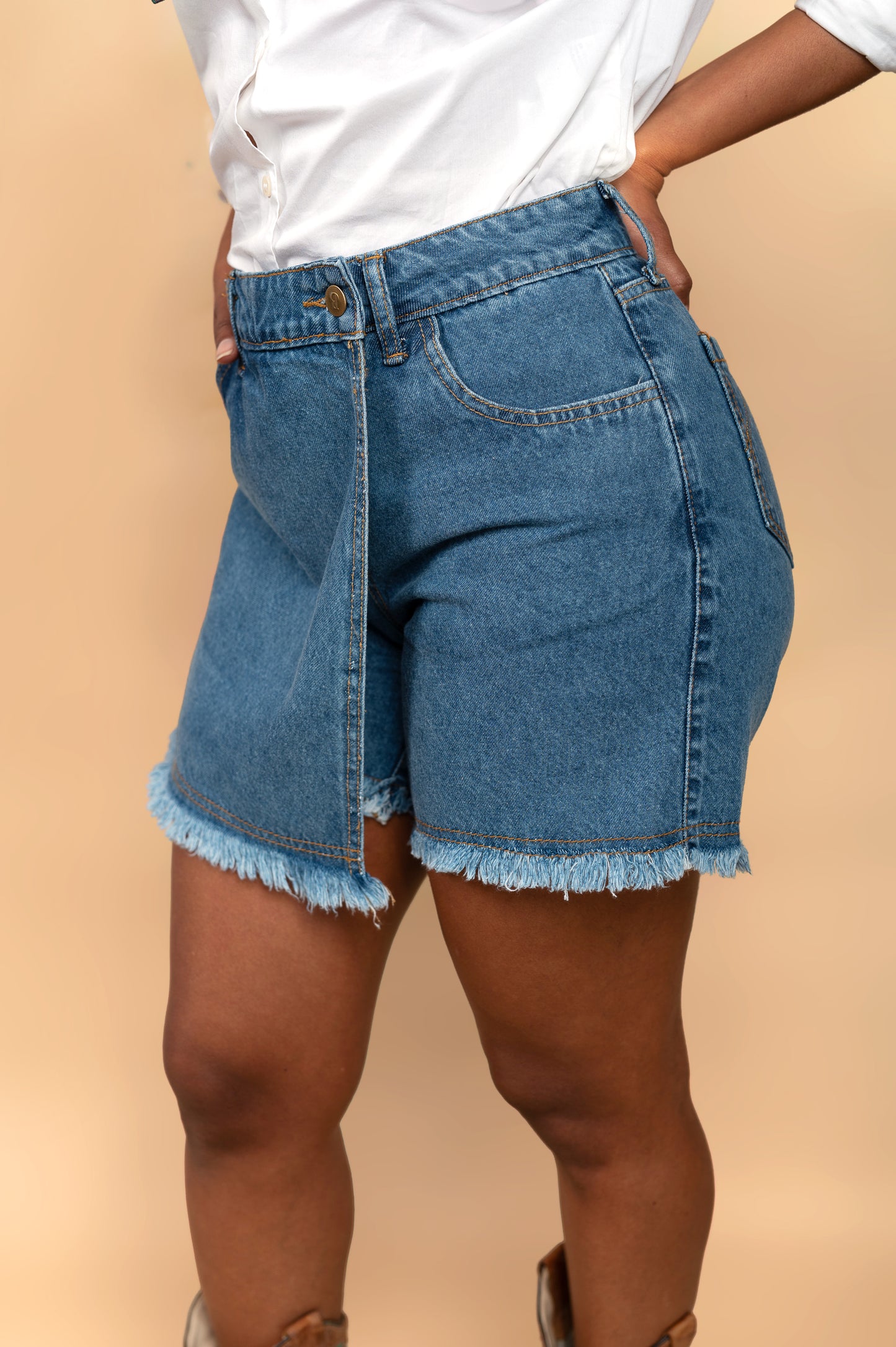 Short Cruzado, Candela