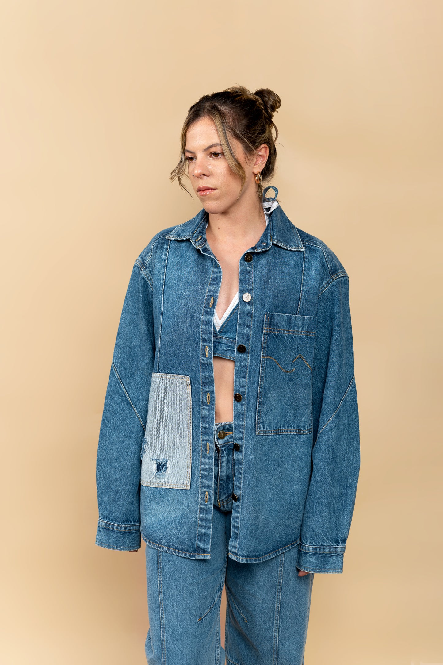 Sobre Camisa Oversize Mishi