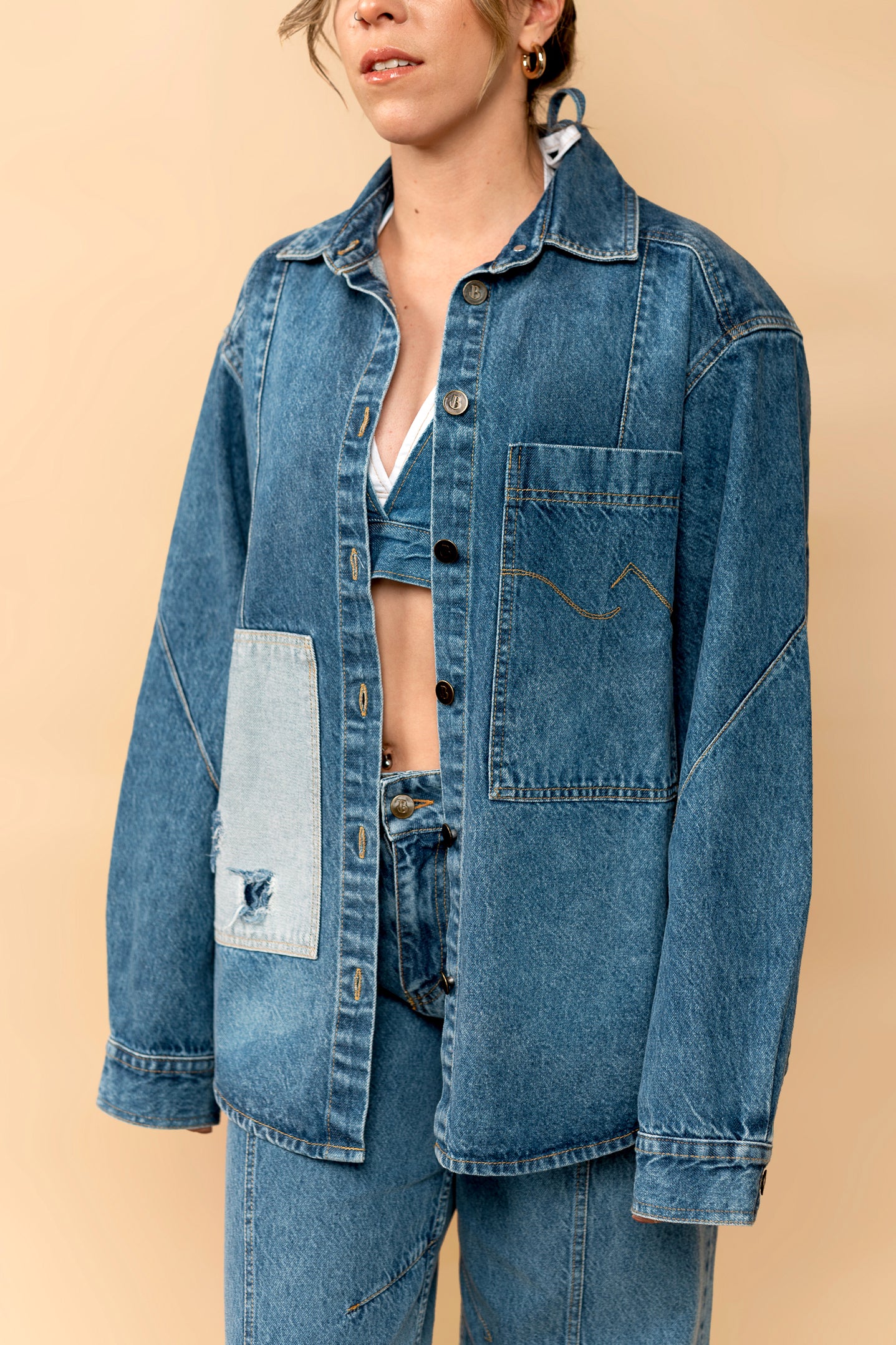 Sobre Camisa Oversize Mishi