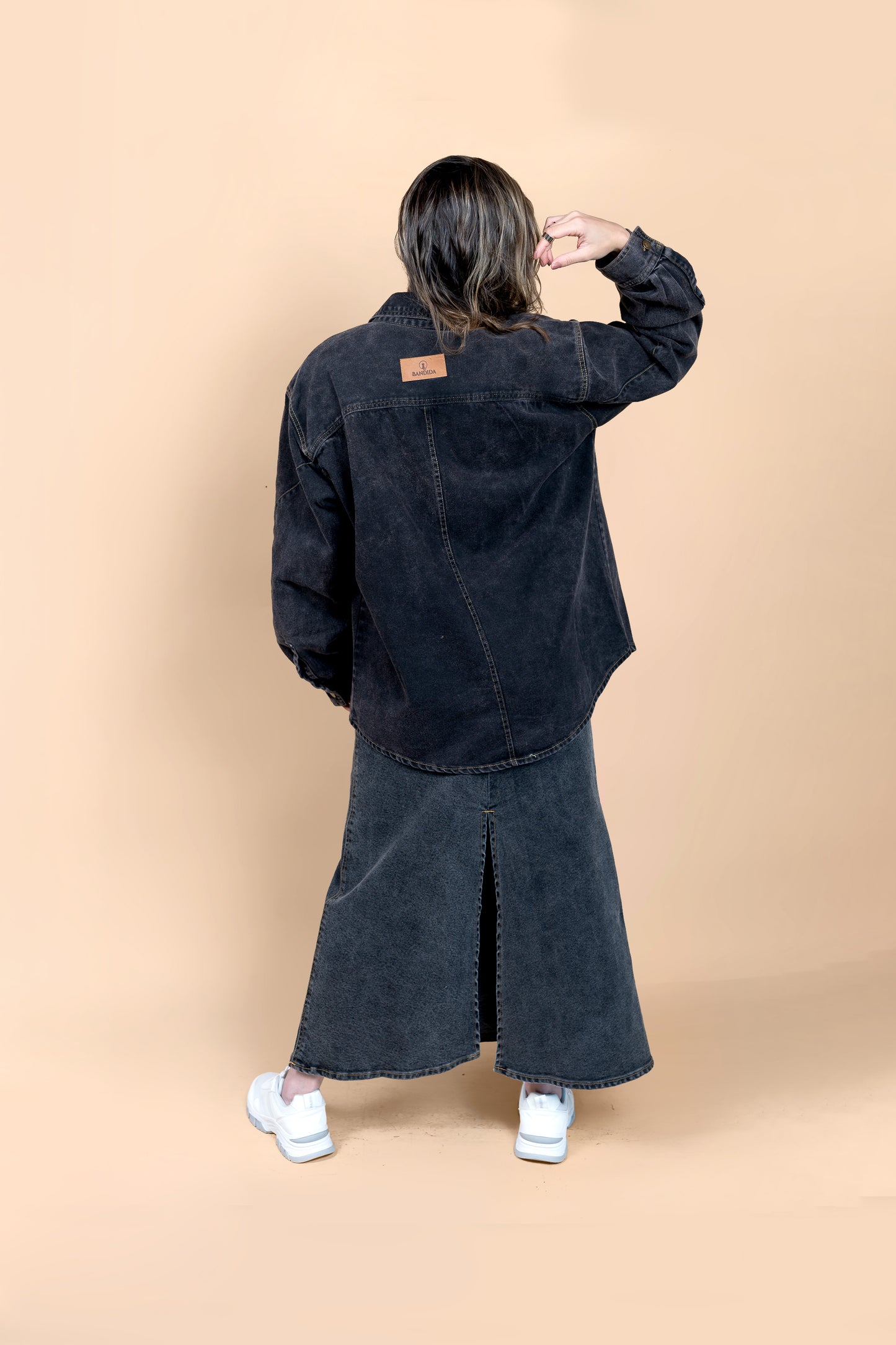 Sobre Camisa Oversize Mishi